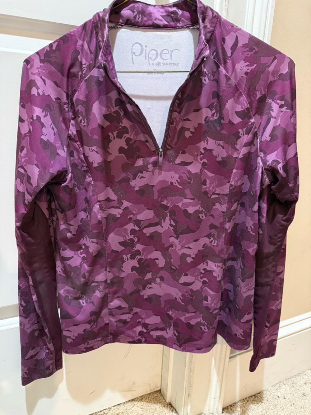 Piper by Smart Pak Purple running horses Quarter-Zip Top YOUTH XL equestrian